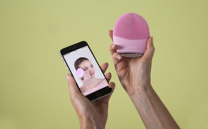 Which Facial Cleansing Device is Right For You?