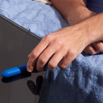 Tag vibratoren fra Dame med dig