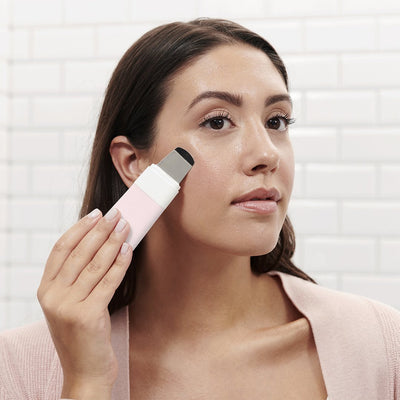 Dermapore Extractor & Serum Infuser i brug